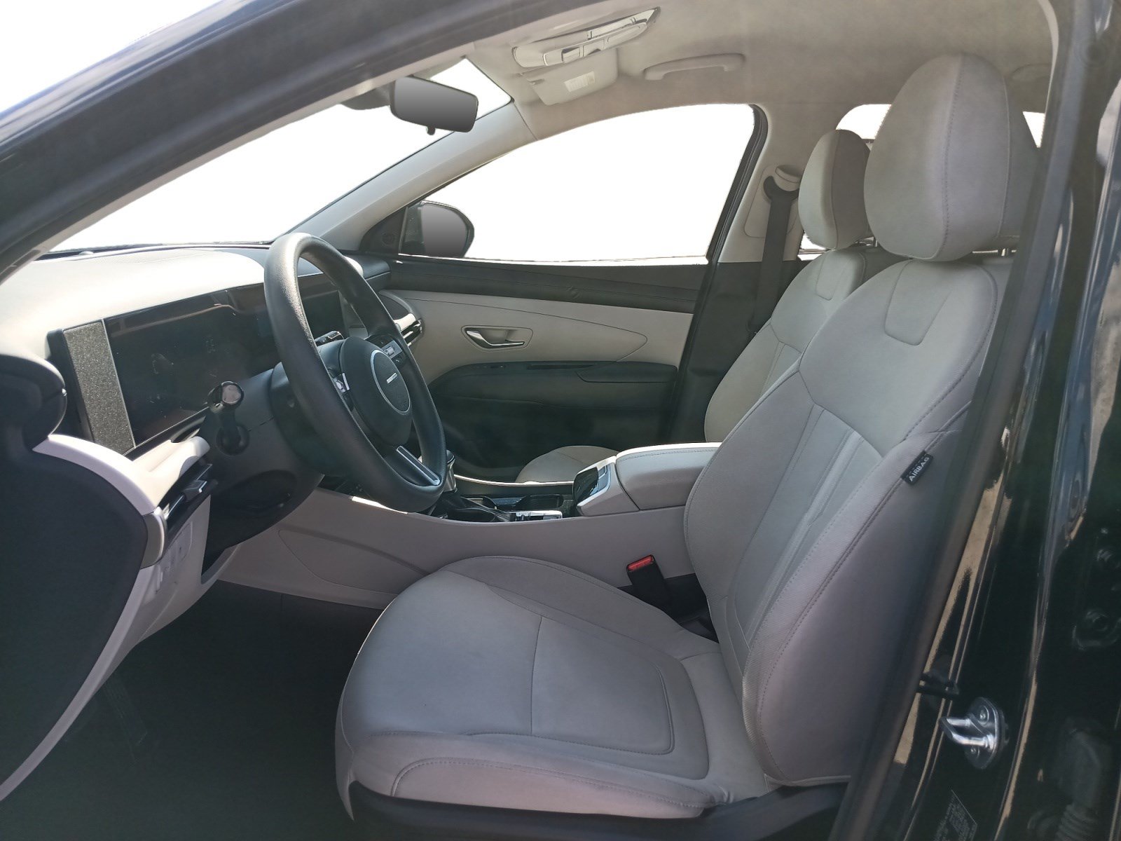 Used 2025 Hyundai Tucson SEL AWD/4WD image 11