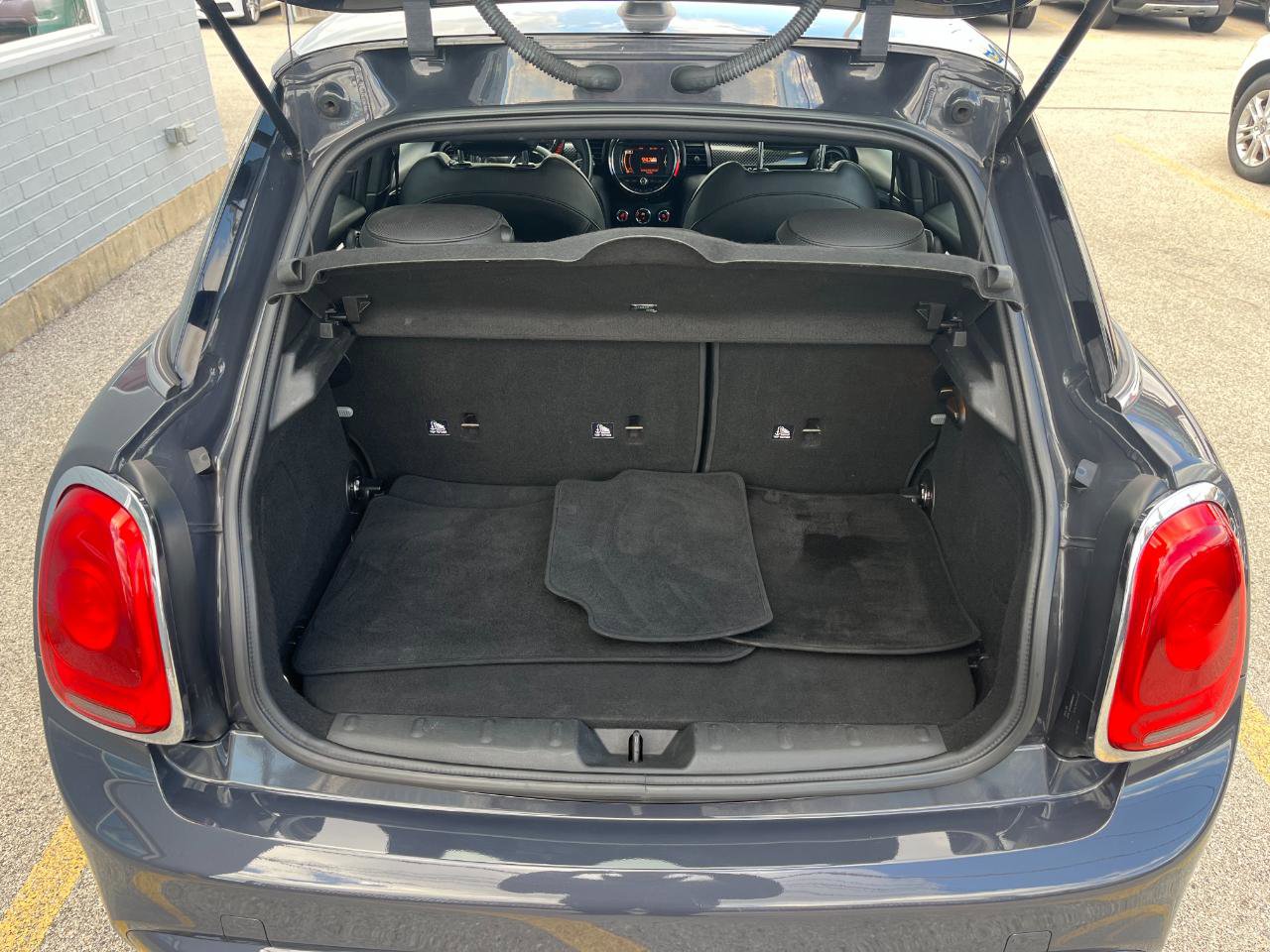 Used 2016 MINI Cooper S image 15