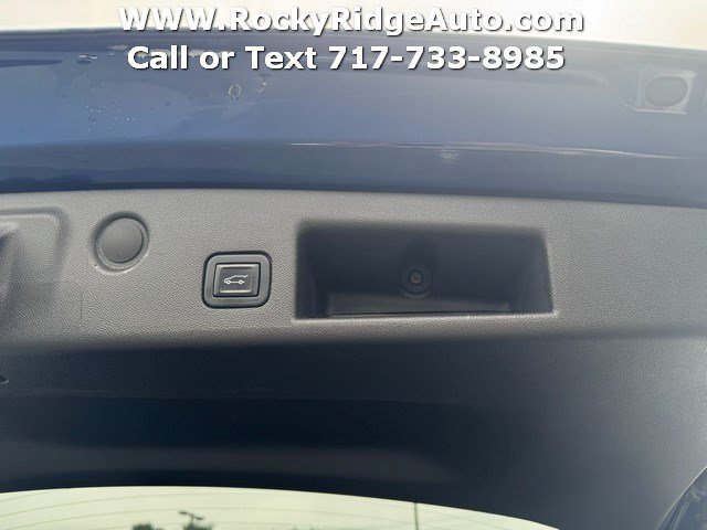 Used 2022 Chevrolet Equinox LT w/ Driver Convenience Package AWD/4WD image 29