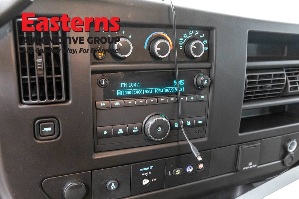 Used 2021 Chevrolet Express 2500 RWD image 15