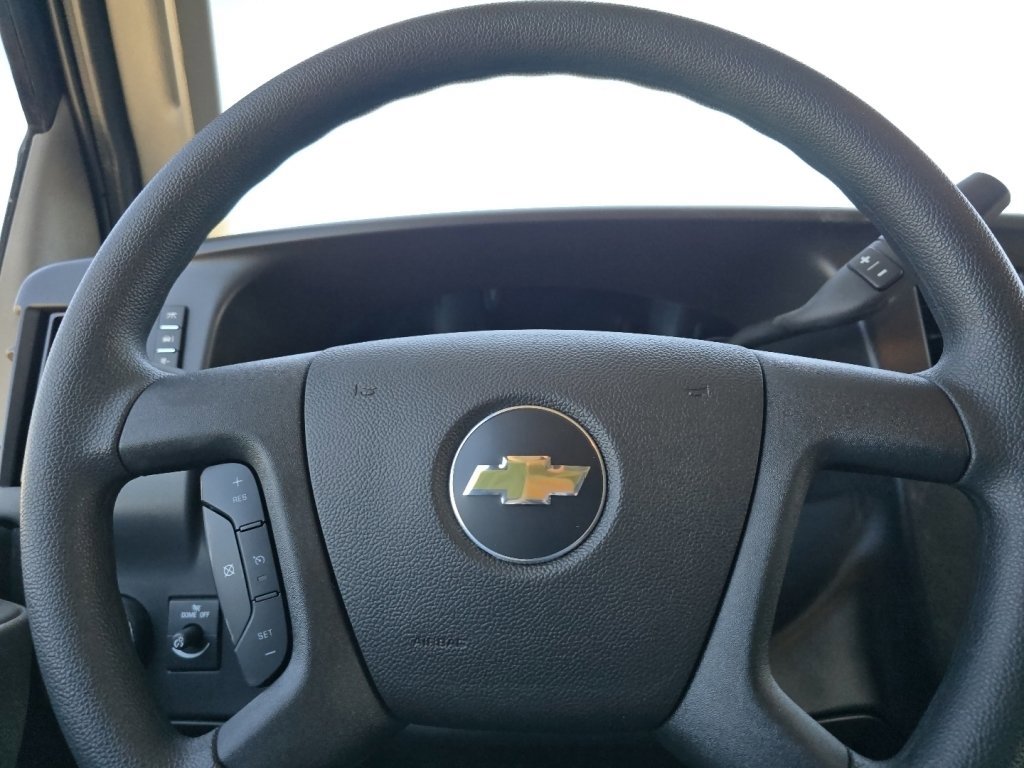 New 2026 Chevrolet Express 2500 w/ Driver Convenience Package image 15