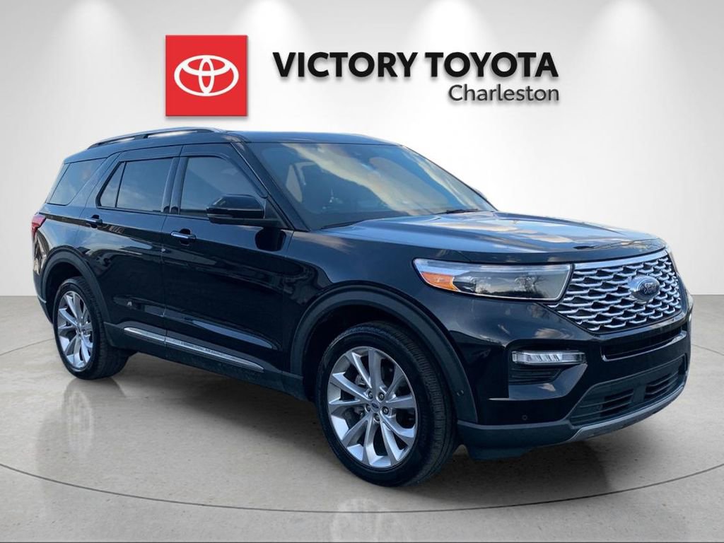 Used 2022 Ford Explorer Platinum w/ Equipment Group 601A image 5
