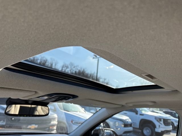 Used 2022 Hyundai Palisade Limited w/ Cargo Package image 12