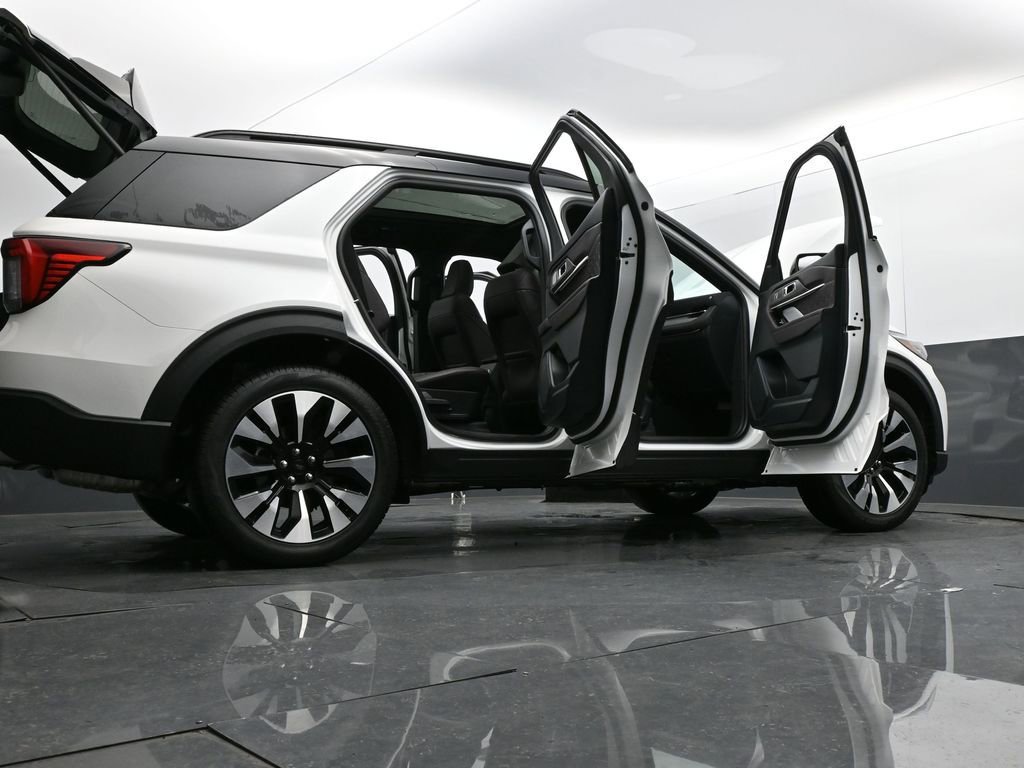New 2026 Ford Explorer Platinum w/ LUX Leather Package image 36