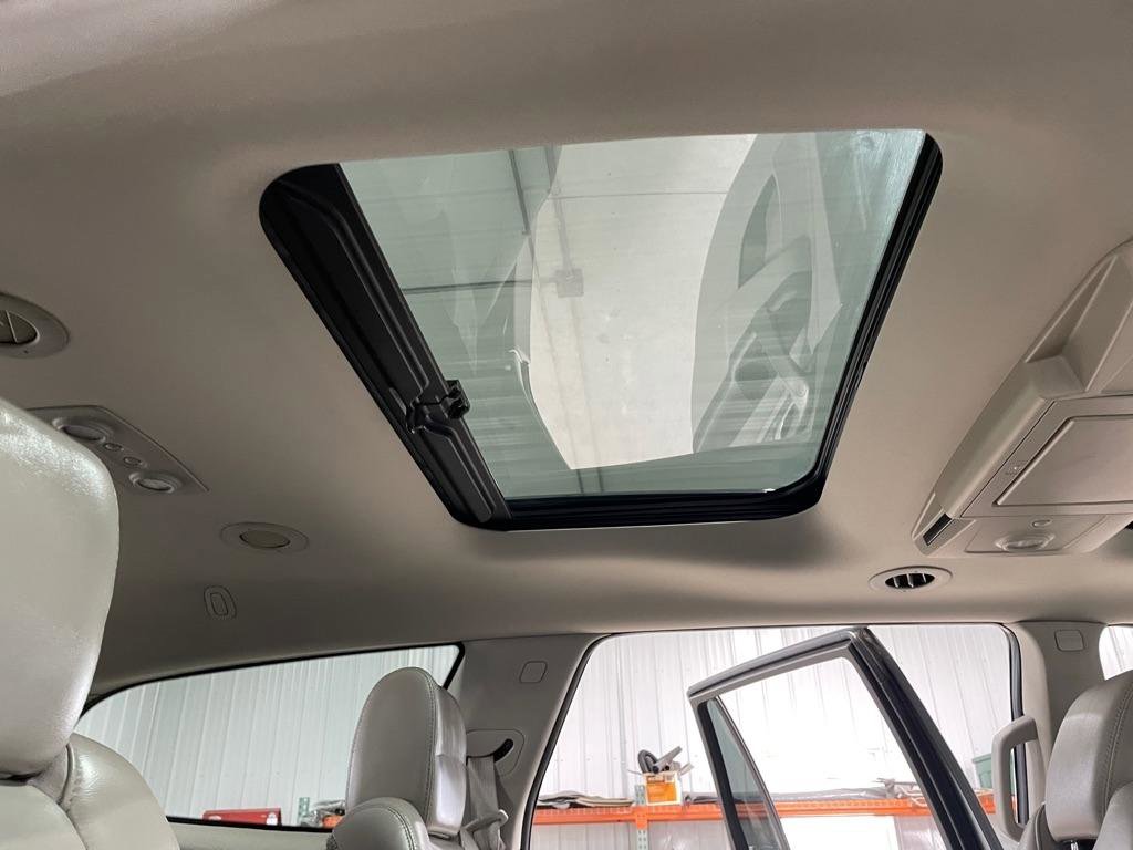 Used 2014 Buick Enclave Premium image 25