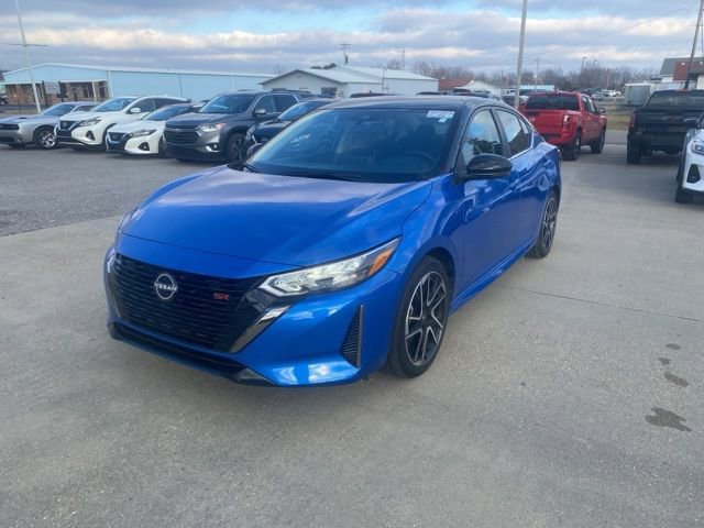 Used 2024 Nissan Sentra SR FWD image 2