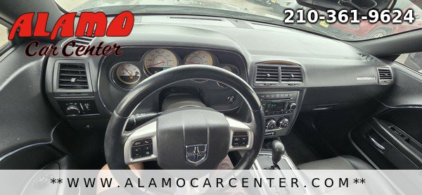 Used 2012 Dodge Challenger SXT RWD image 34