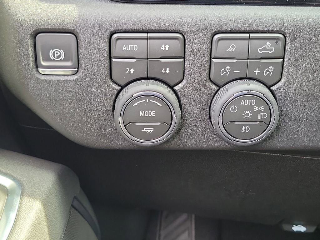 New 2026 Chevrolet Silverado 2500 LT w/ All Star Edition AWD/4WD image 15