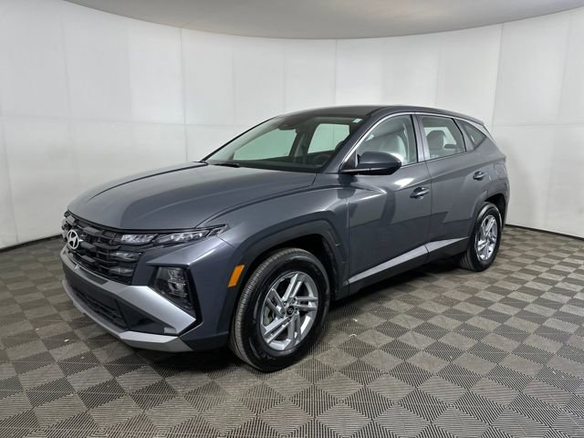 Certified 2025 Hyundai Tucson SE image 35