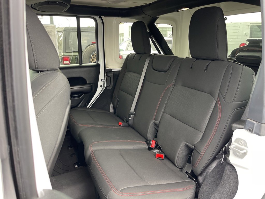 Used 2021 Jeep Wrangler Unlimited Rubicon w/ Steel Bumper Group image 21