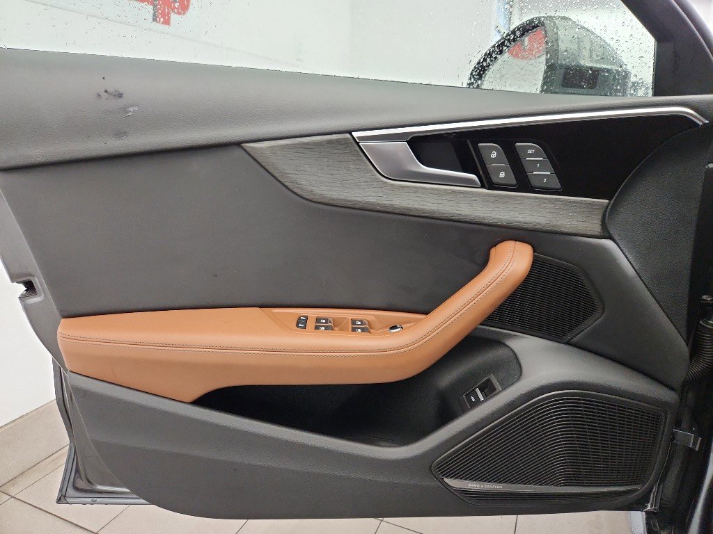 Used 2023 Audi A4 2.0T Premium Plus w/ Premium Plus Package image 8