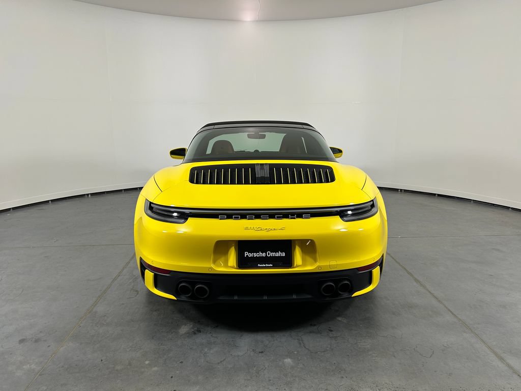 Certified 2024 Porsche 911 Targa 4 AWD/4WD image 6