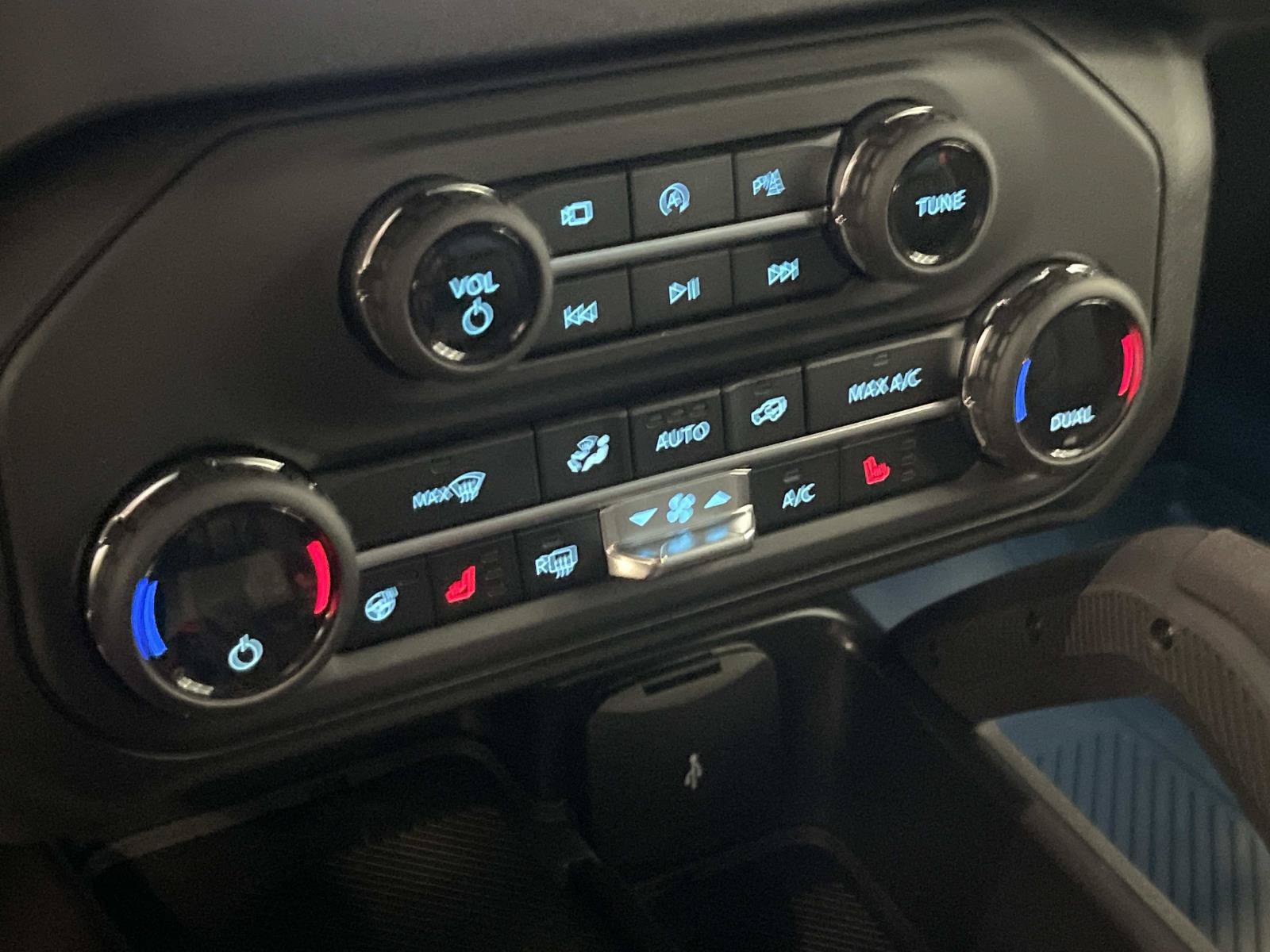 New 2026 Ford Bronco Raptor AWD/4WD image 20