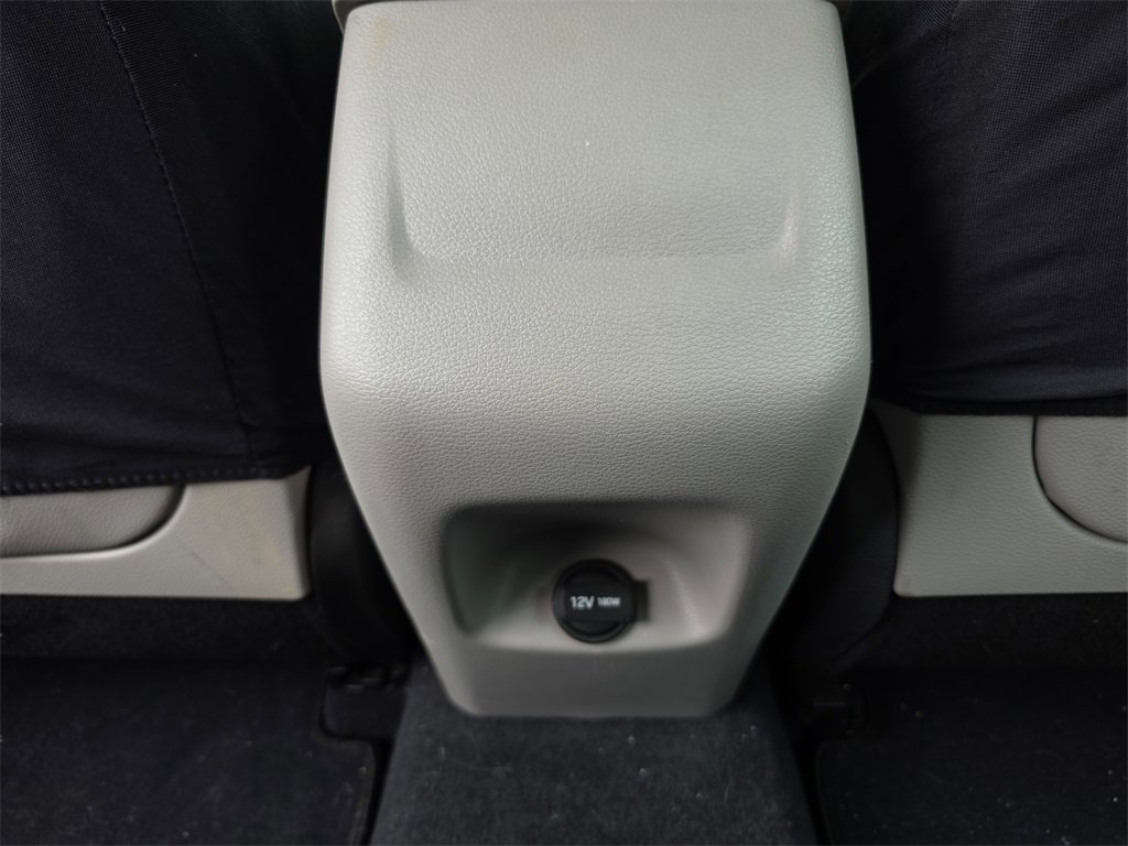 Used 2016 Hyundai Sonata SE w/ Cargo Package image 13