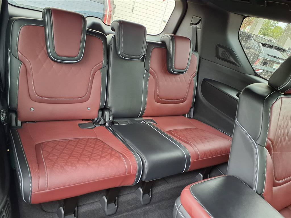 Used 2025 INFINITI QX80 Autograph w/ Autograph Exterior Package AWD/4WD image 14