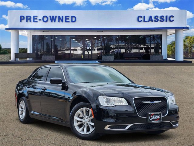 Used 2023 Chrysler 300 Touring
