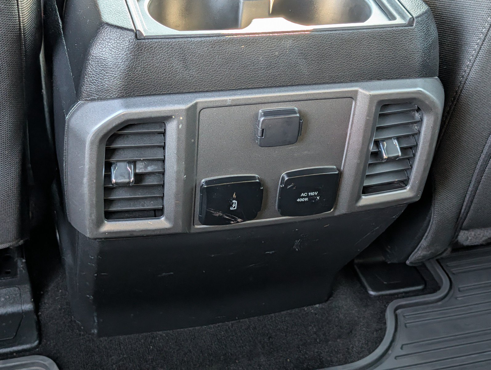 Used 2020 Ford F150 XLT w/ Equipment Group 302A Luxury AWD/4WD image 19