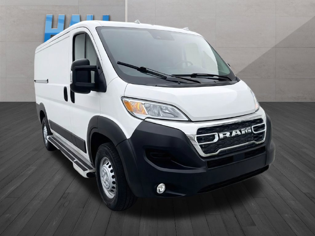 Used 2025 RAM ProMaster 2500 w/ U-Haul Equipment Group FWD image 7