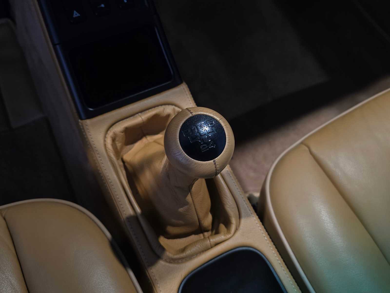 Used 1991 Porsche 911 Turbo image 27