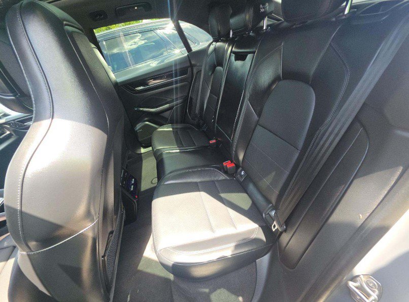 Used 2025 Porsche Macan 4 Electric AWD/4WD image 9