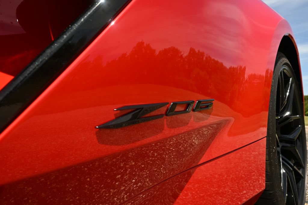 Used 2026 Chevrolet Corvette Z06 w/ Stealth Interior Trim Package RWD image 10