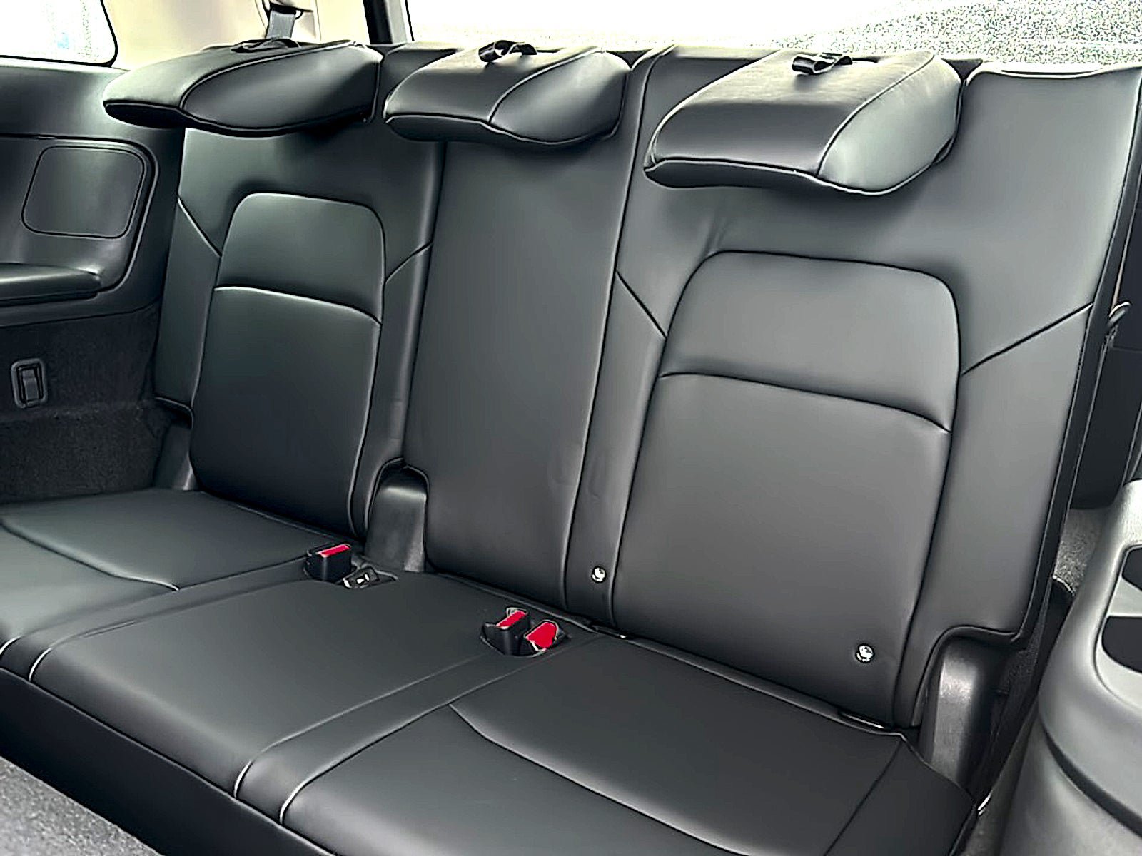 New 2026 Nissan Pathfinder SL FWD image 17