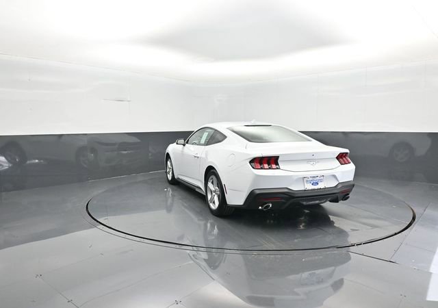 New 2026 Ford Mustang Coupe image 5