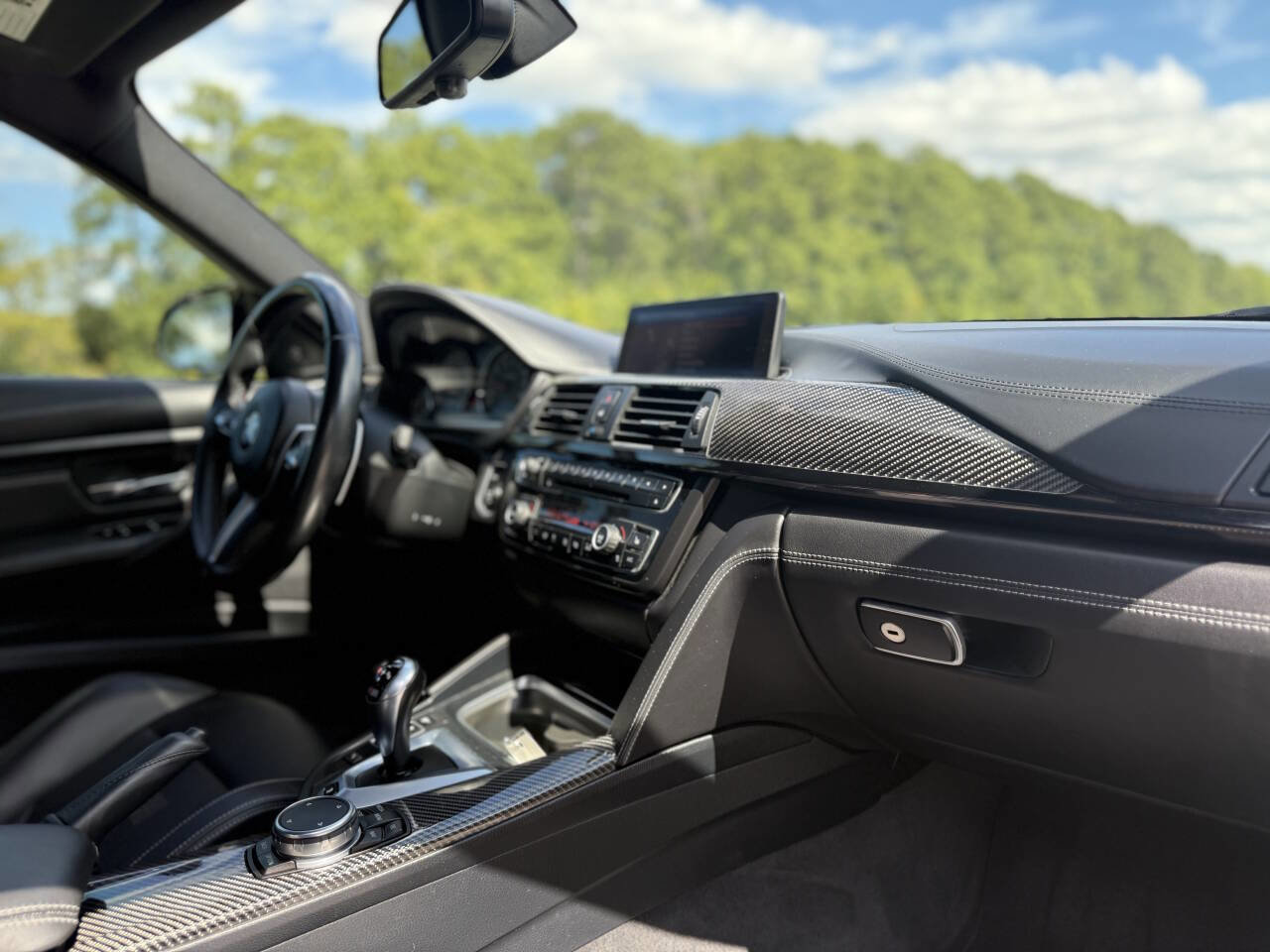 Used 2015 BMW M3 image 24