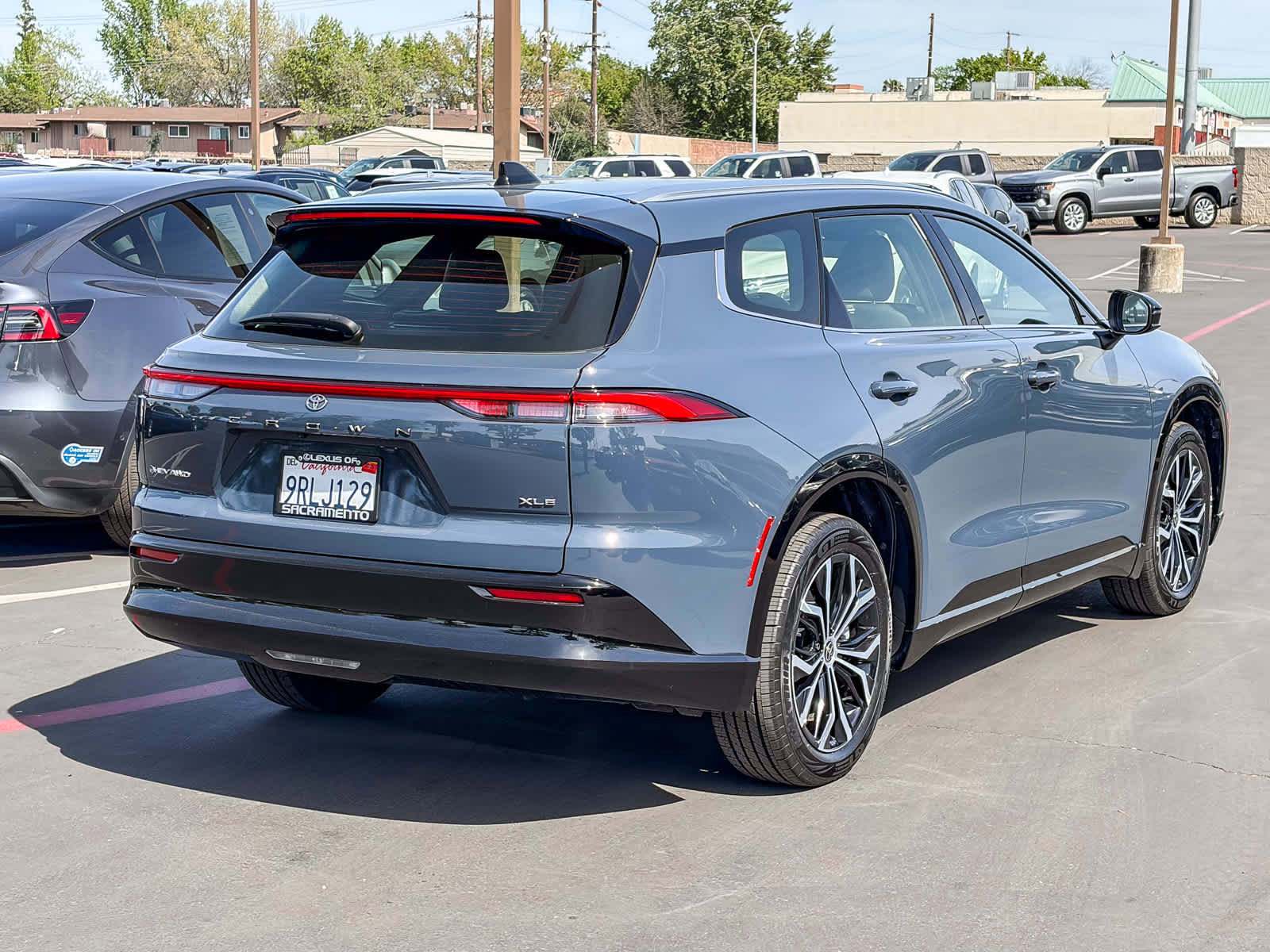 Used 2025 Toyota Crown Signia image 4