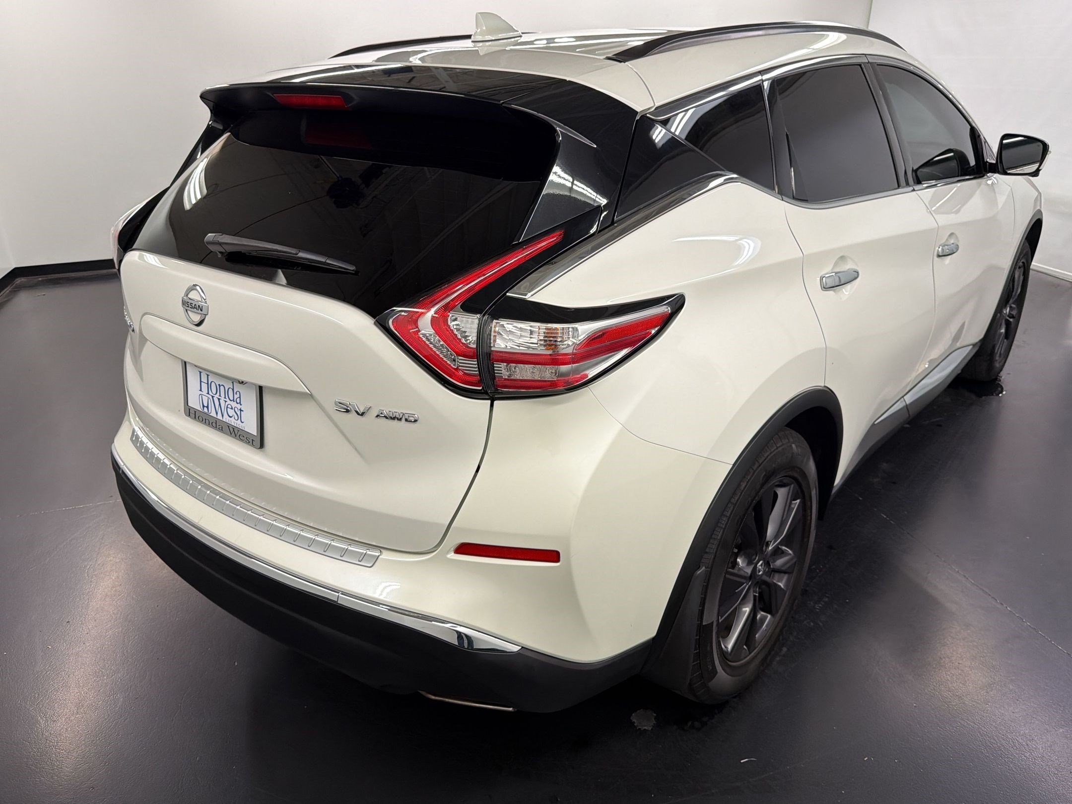 Used 2018 Nissan Murano SV w/ Premium Package AWD/4WD image 9