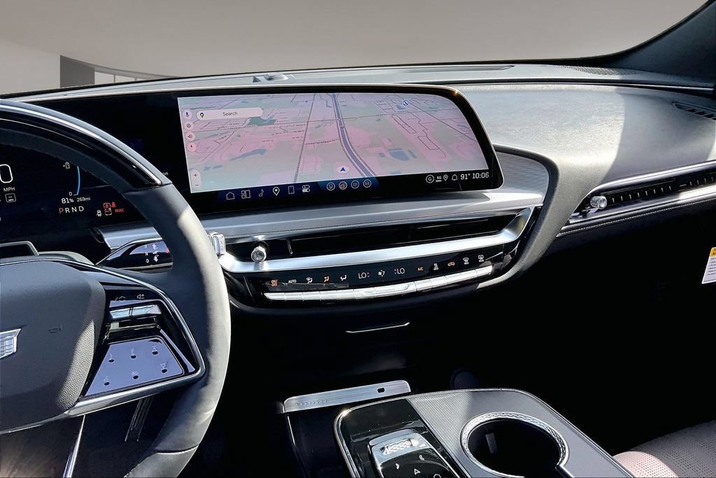 New 2026 Cadillac Lyriq Luxury RWD image 7