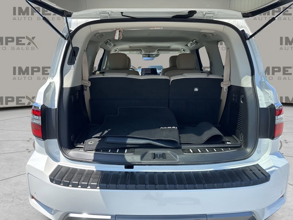 Used 2024 Nissan Armada Platinum w/ Captain's Chairs Package image 32