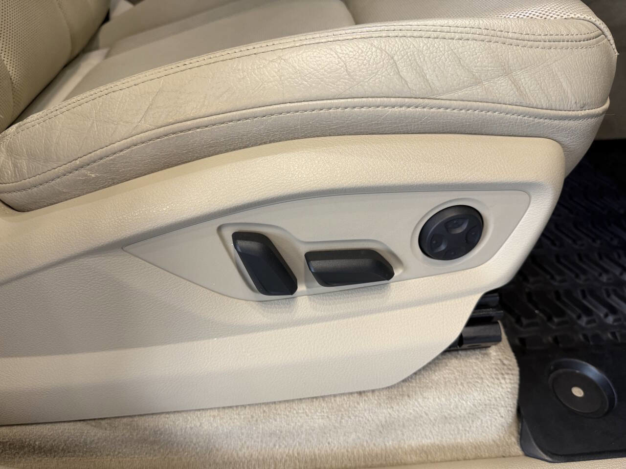 Used 2017 Audi Q7 3.0T Premium Plus image 51