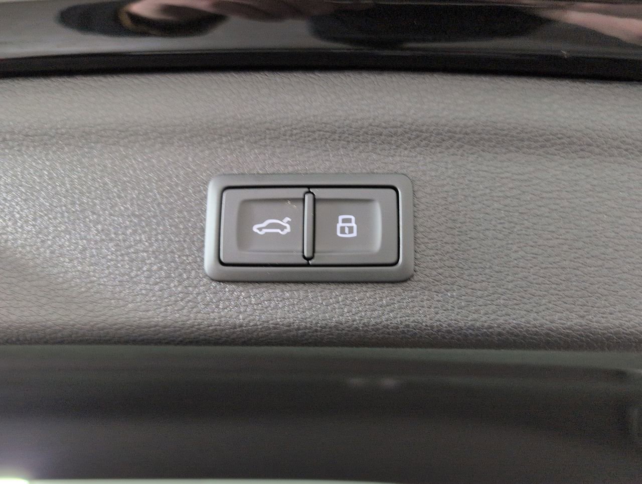 Used 2024 Audi Q3 2.0T Premium Plus image 33