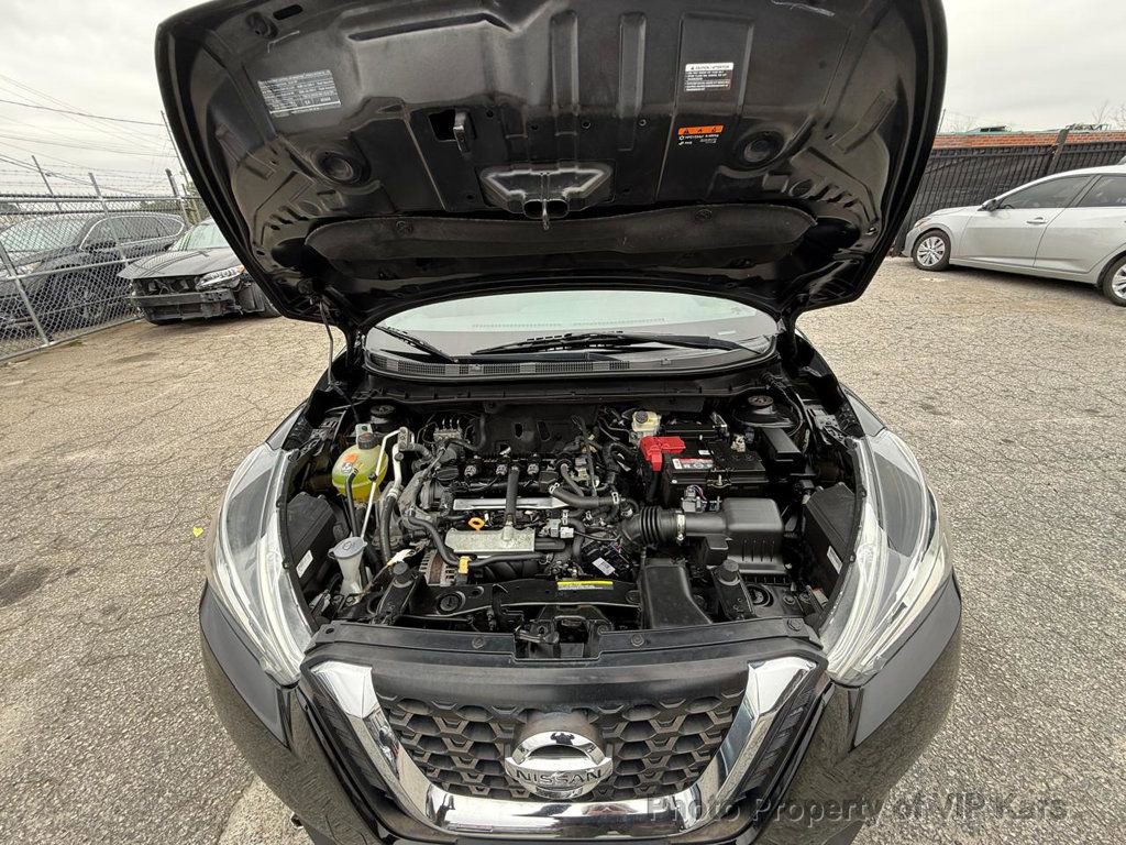 Used 2020 Nissan Kicks S FWD image 16