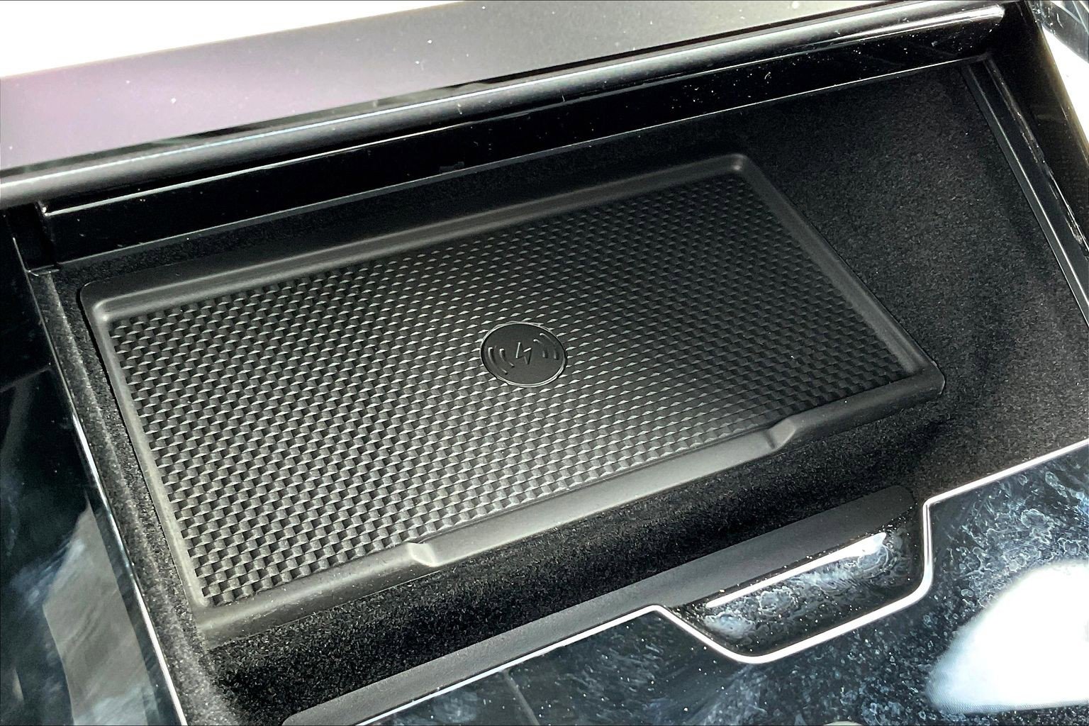 New 2026 Land Rover Range Rover Sport Dynamic SE image 23