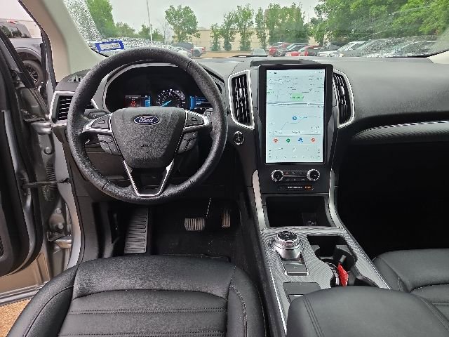 Used 2022 Ford Edge SEL w/ Convenience Package AWD/4WD image 8