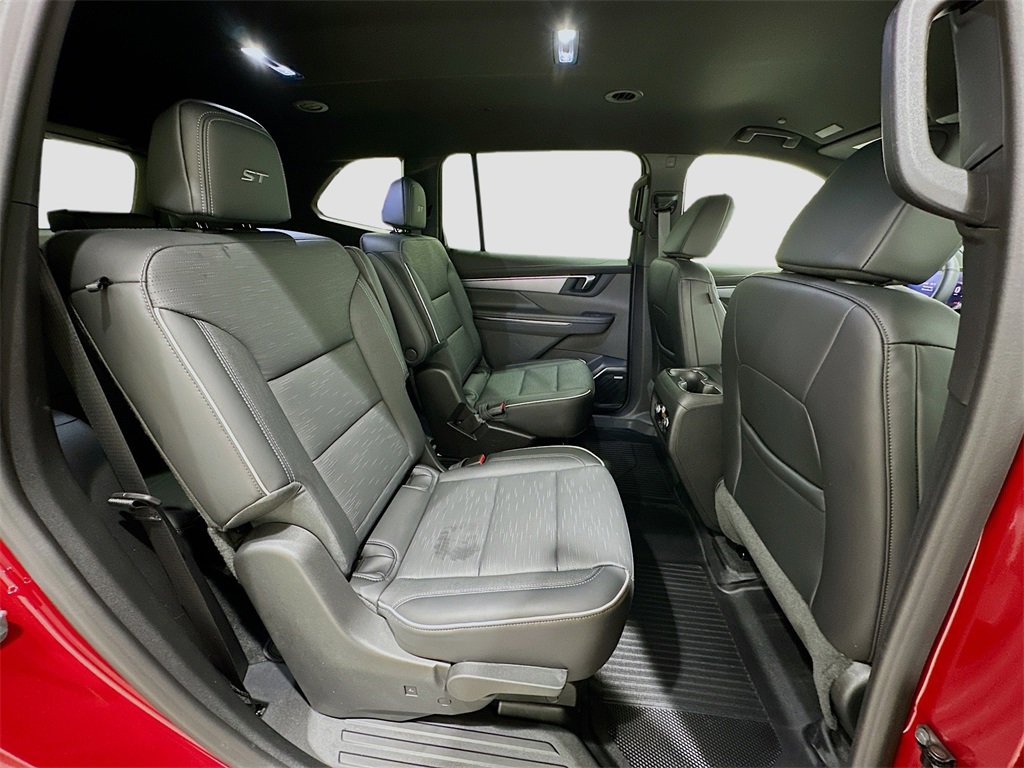 Used 2026 Buick Enclave Sport Touring w/ Power Package image 29