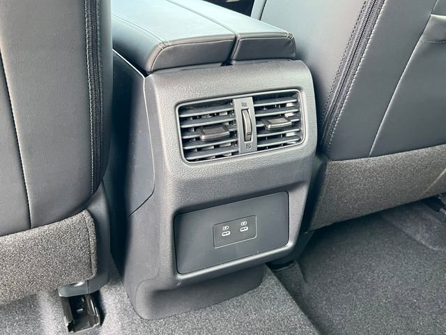 New 2026 Nissan Rogue SV image 30