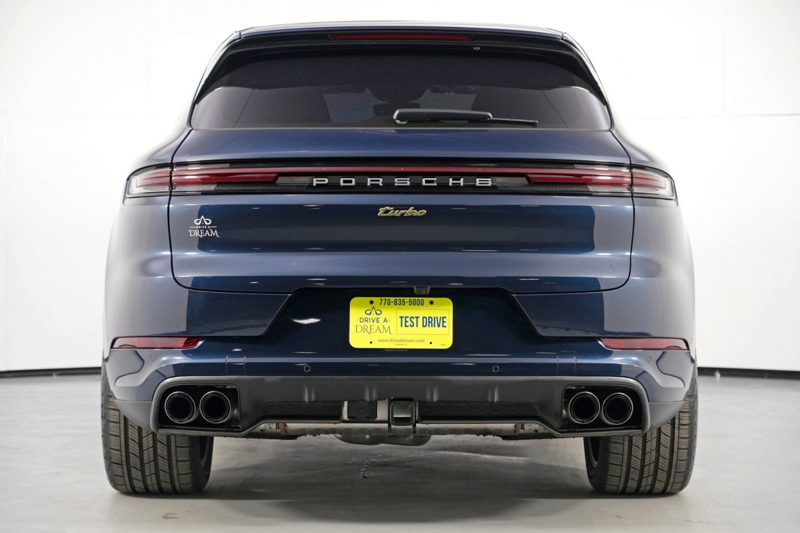 Used 2025 Porsche Cayenne Turbo AWD/4WD image 11