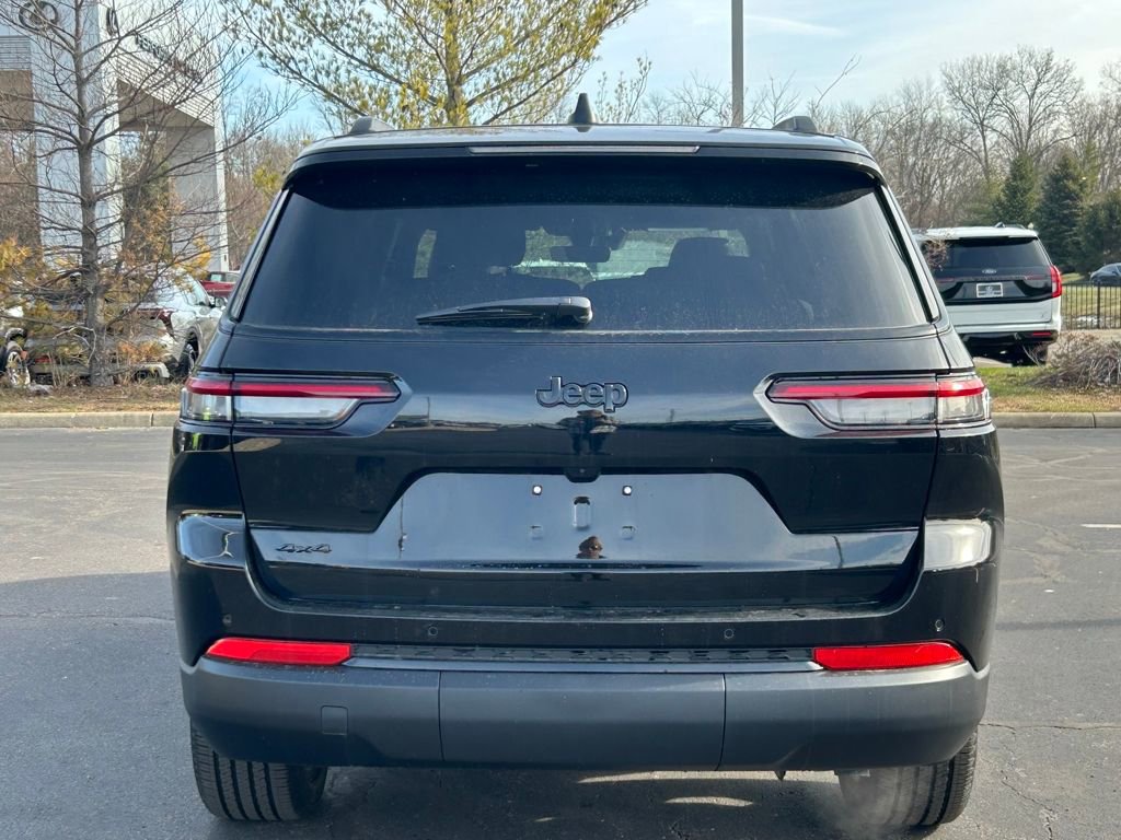 New 2025 Jeep Grand Cherokee L Altitude image 6