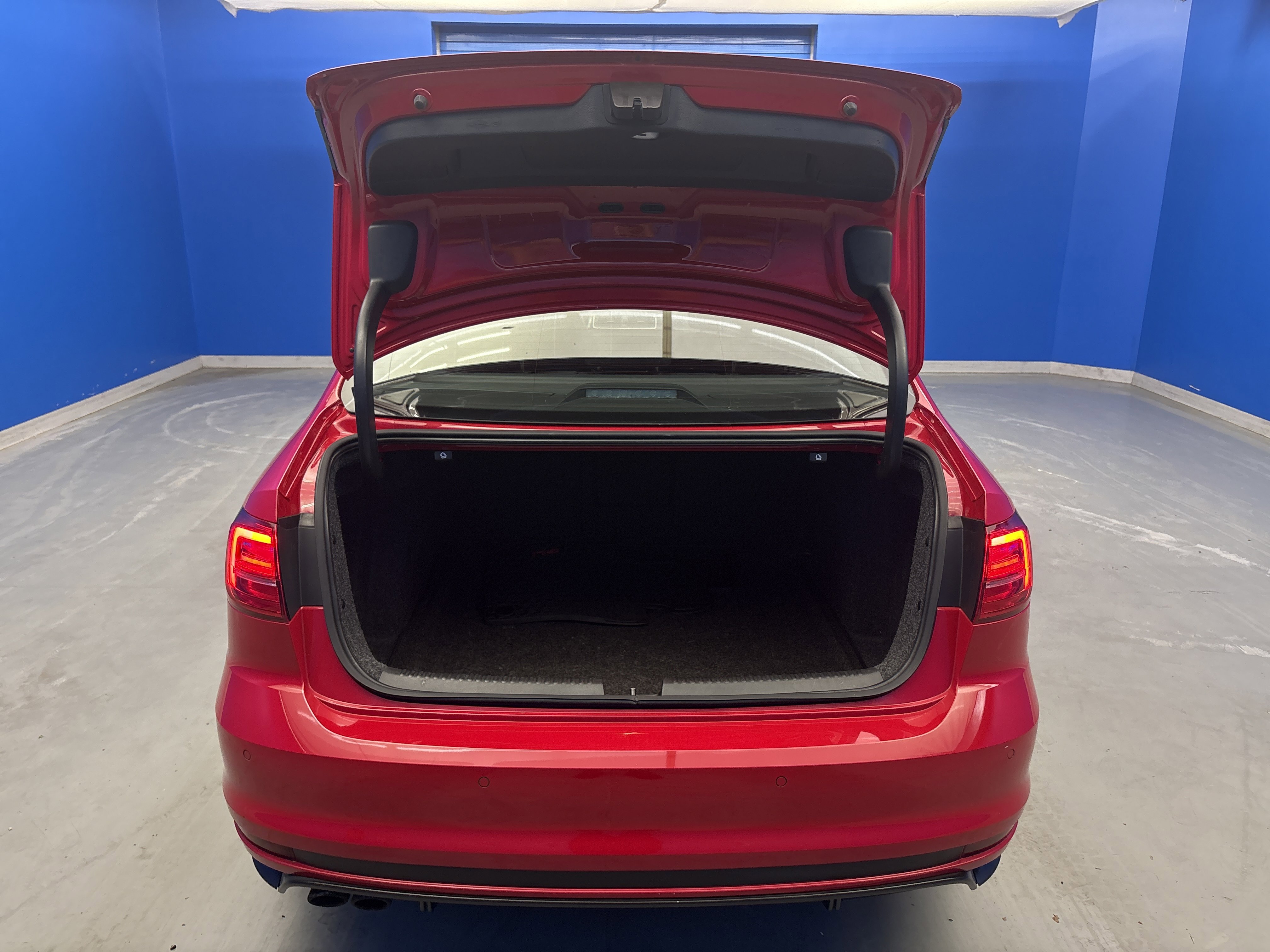Used 2017 Volkswagen Jetta GLI FWD image 27
