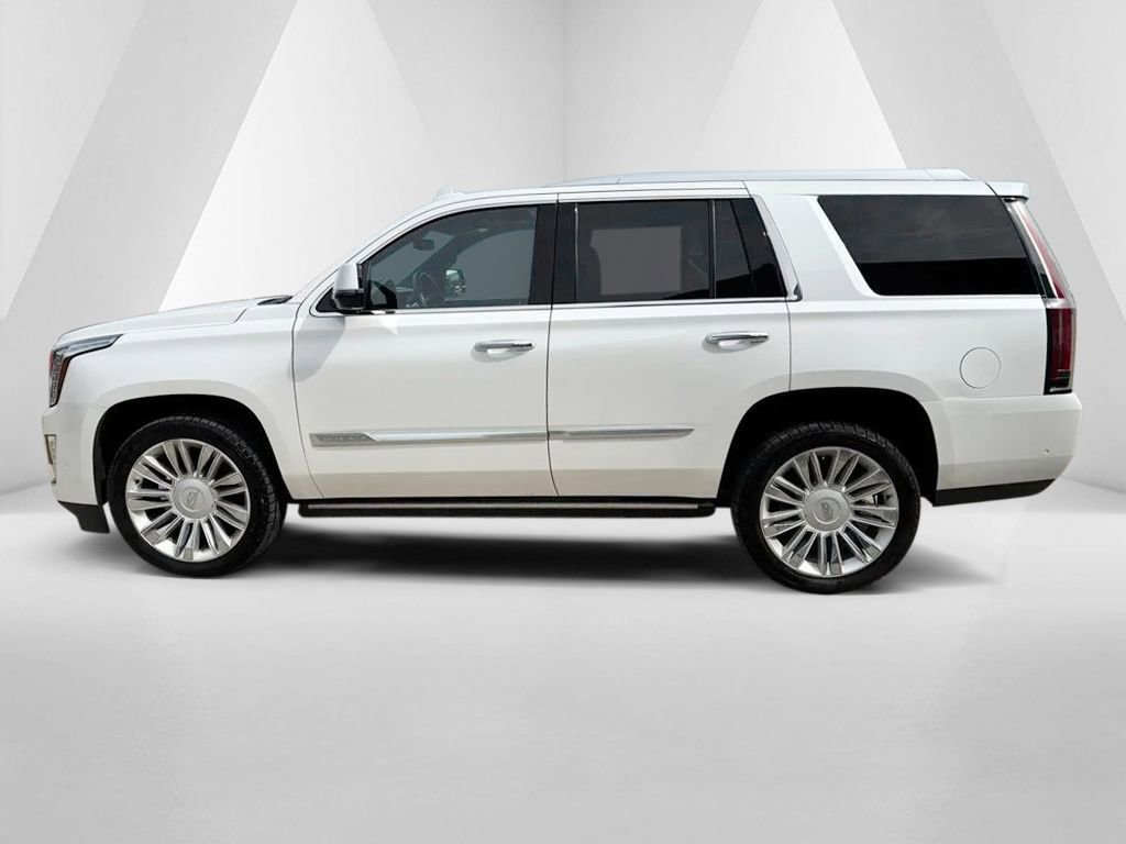Used 2020 Cadillac Escalade Platinum image 4