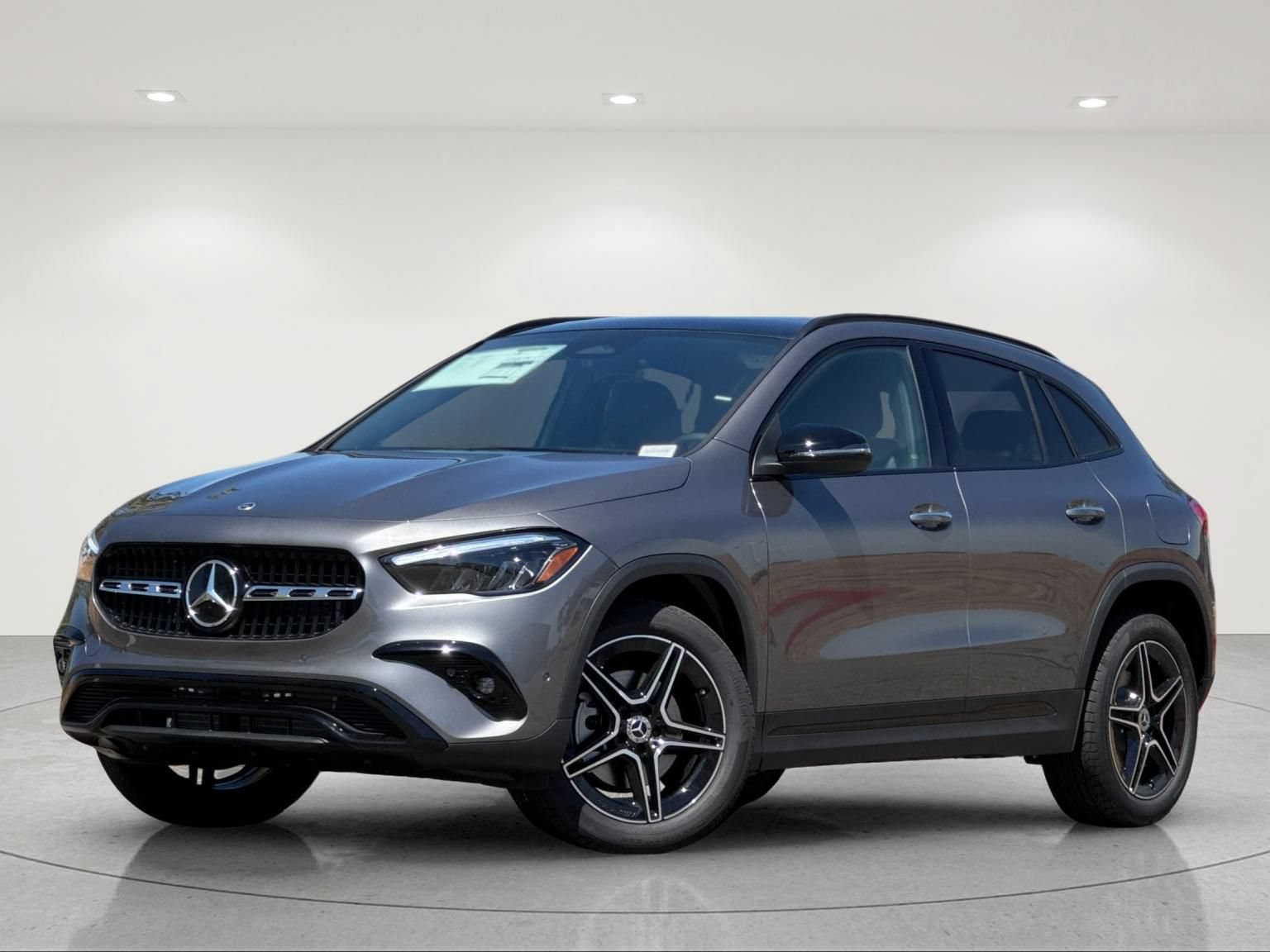Used 2026 Mercedes-Benz GLA 250 4MATIC image 2