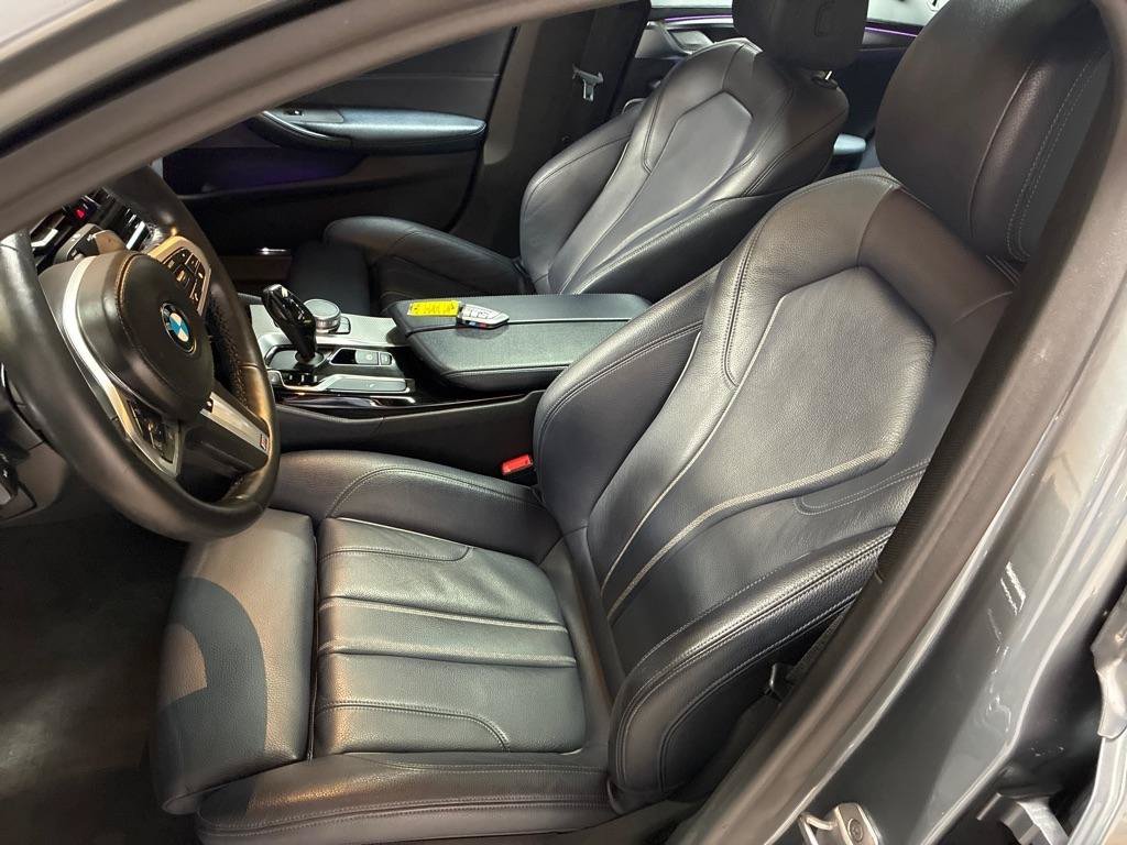 Used 2018 BMW 530i w/ M Sport Package RWD image 15