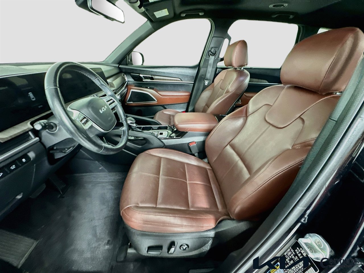 Certified 2023 Kia Telluride EX w/ EX Captain's Chair Package AWD/4WD image 21