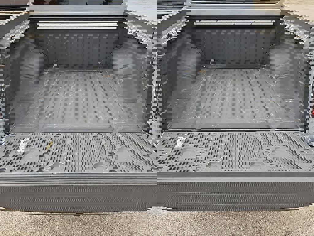 Used 2023 Nissan Frontier Pro-X w/ Pro-X Premium Package image 37