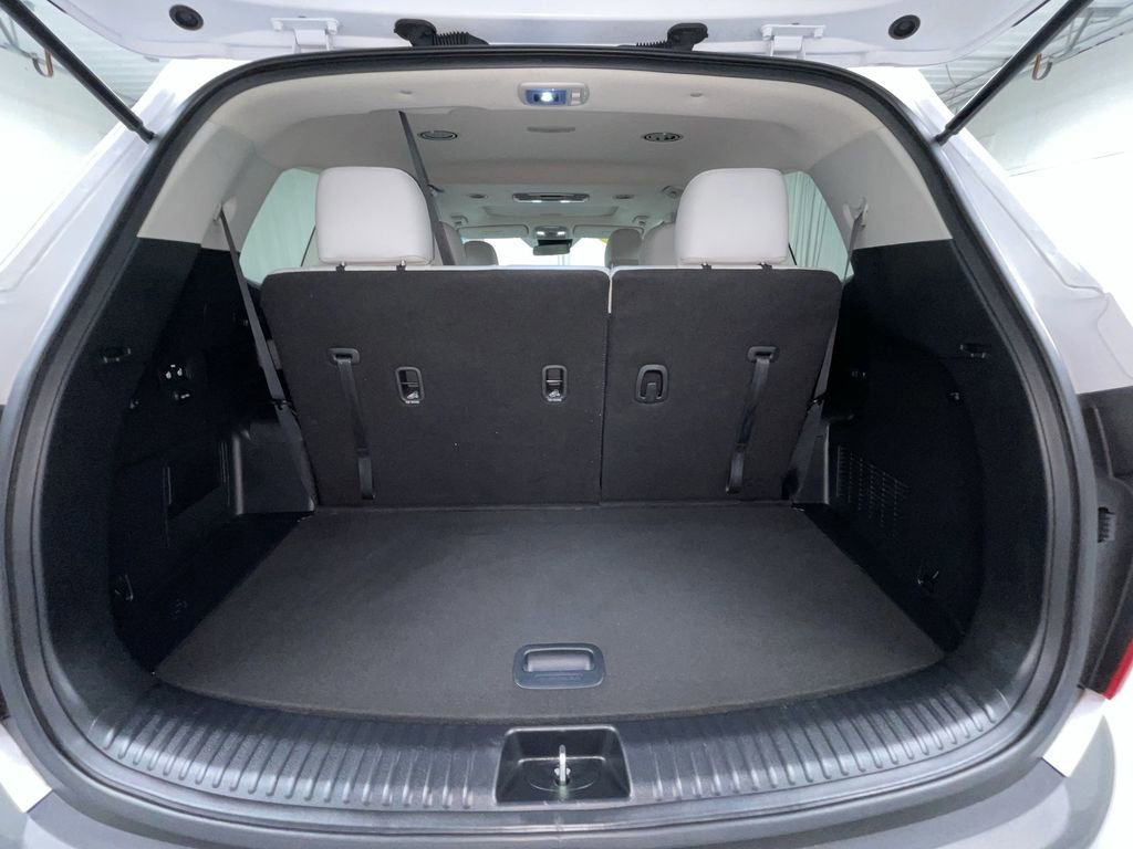 Used 2022 Kia Telluride S image 13
