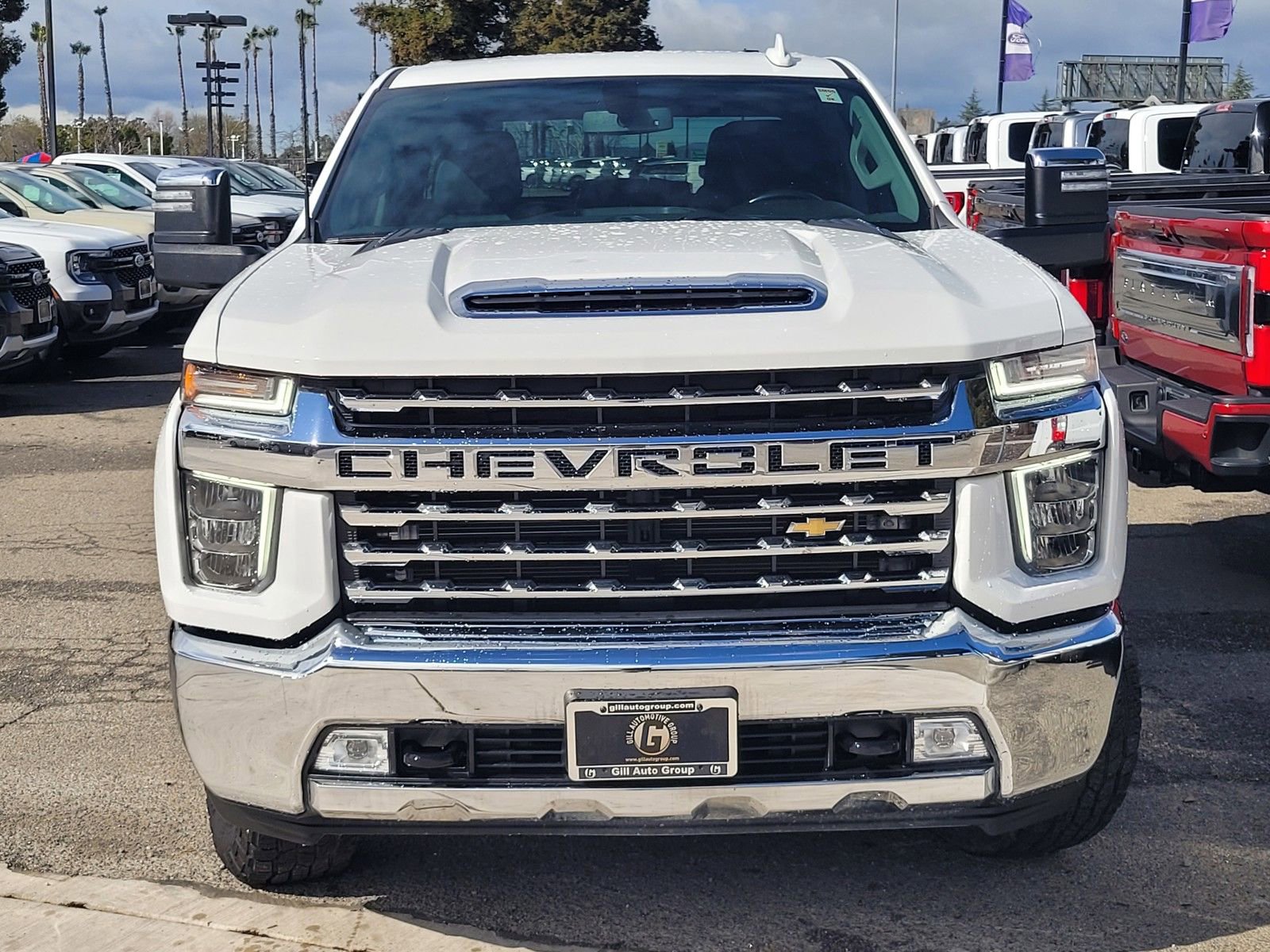 Used 2023 Chevrolet Silverado 2500 LTZ image 2