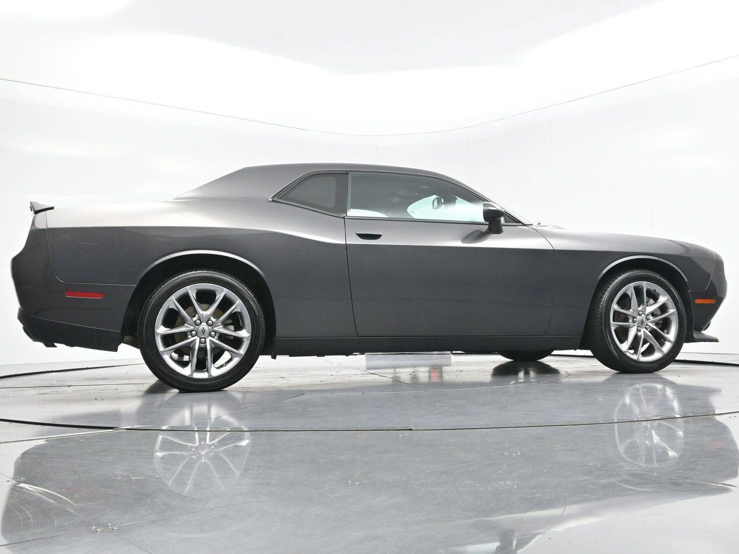 Used 2022 Dodge Challenger GT AWD/4WD image 49
